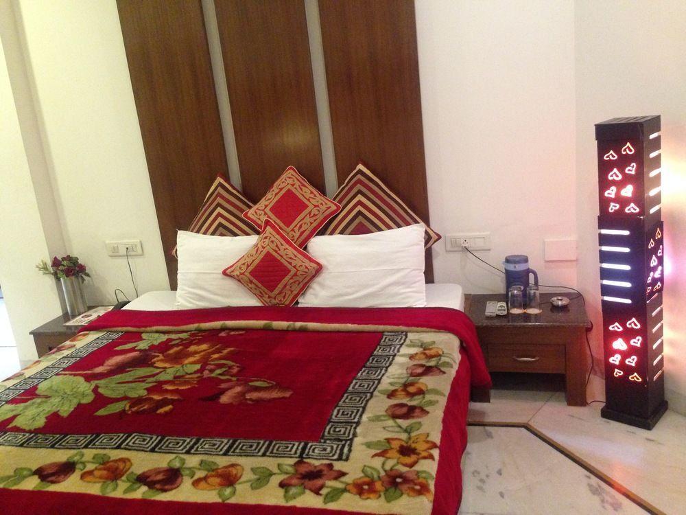 Namaskar Residency Hotel Amritsar Exterior foto