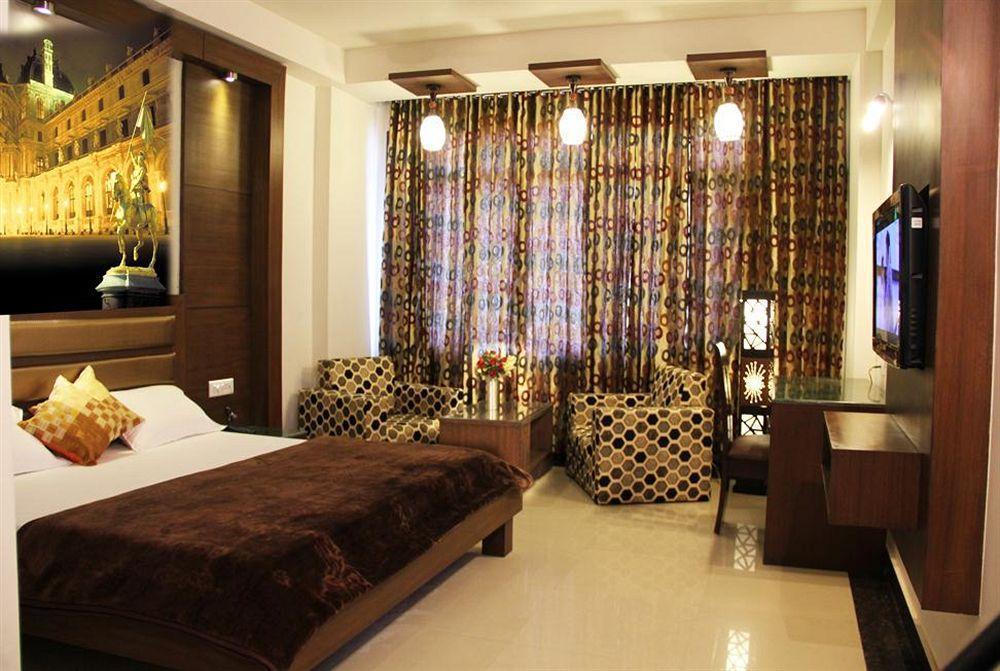 Namaskar Residency Hotel Amritsar Exterior foto