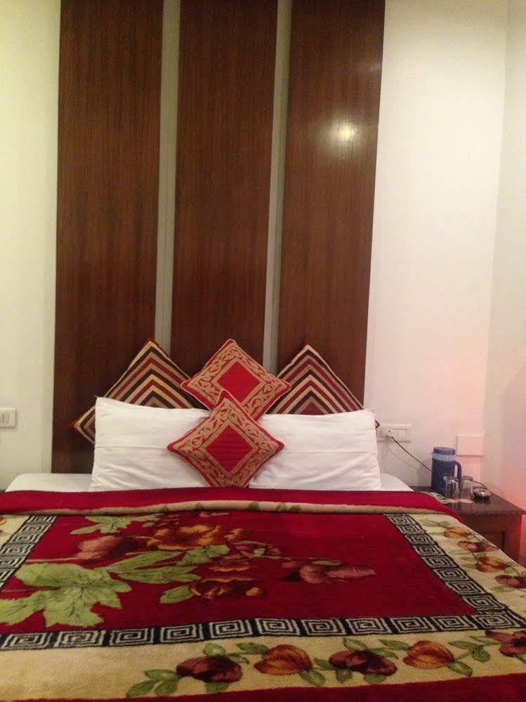 Namaskar Residency Hotel Amritsar Exterior foto