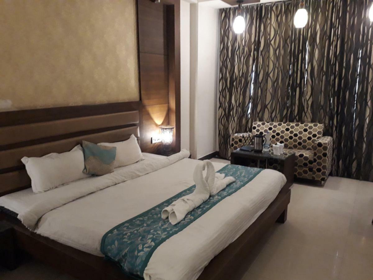 Namaskar Residency Hotel Amritsar Exterior foto